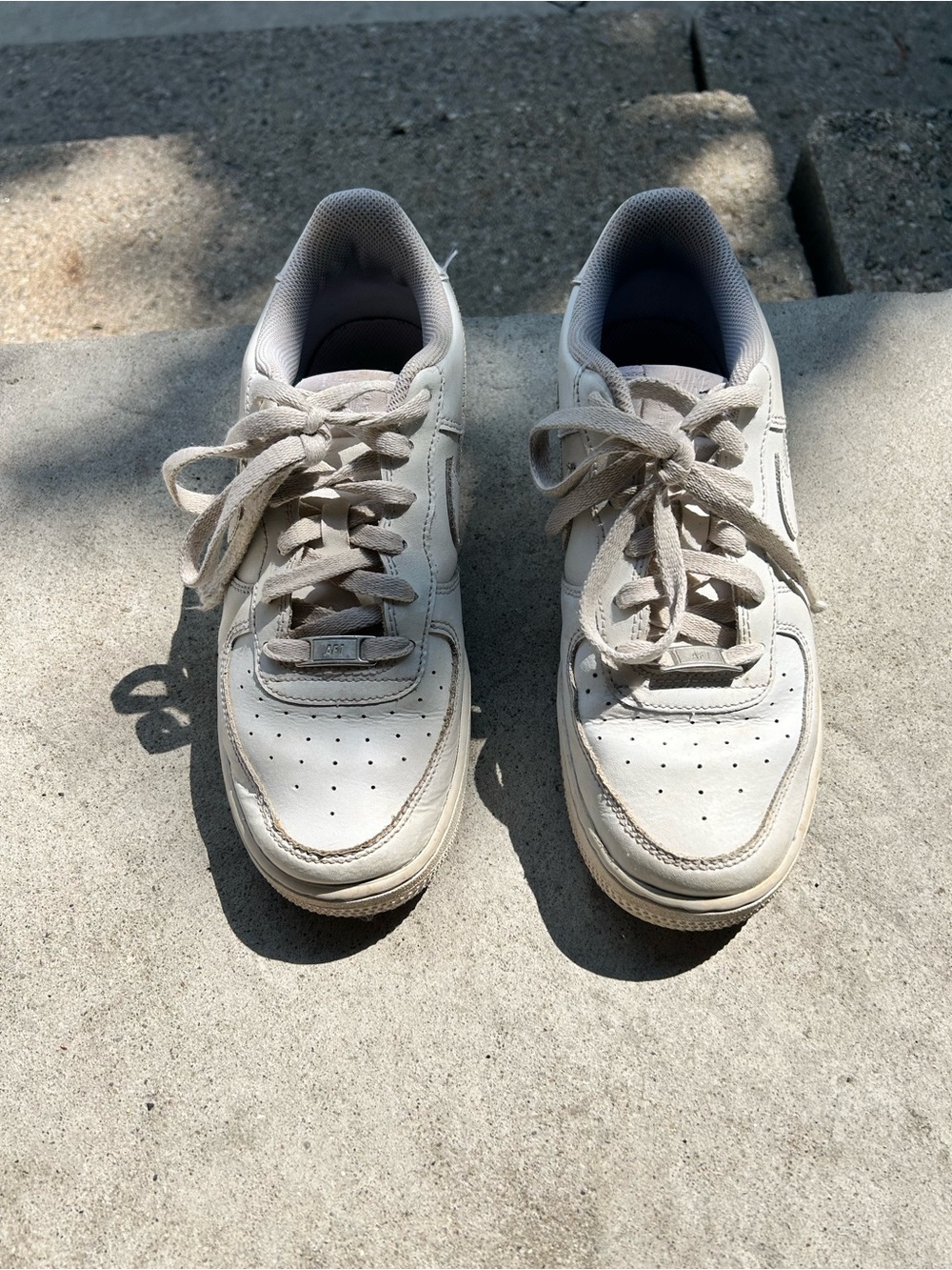 Kids Neutral White Lace-Up Sneakers